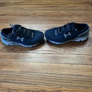 Under Amour Shoes ( Speed form Gemini 2)